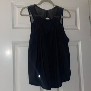 Lululemon SculptTank - 8, EUC